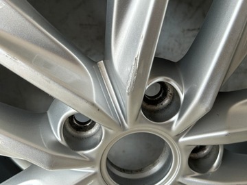 ЛЕГКОСПЛАВНЫЙ ДИСК 15'' 6J ET47 VW CADDY LIFT 2K5601025L