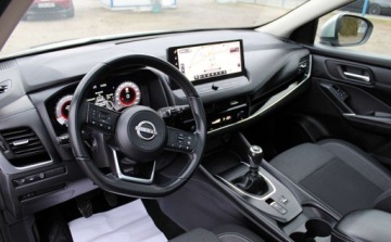 Nissan Qashqai III Crossover 1.3 DIG-T MHEV 140KM 2023 Nissan Qashqai Bezwypadkowy Jak NOWY Wyposazony 1.3 Benzyna 140KM, zdjęcie 16