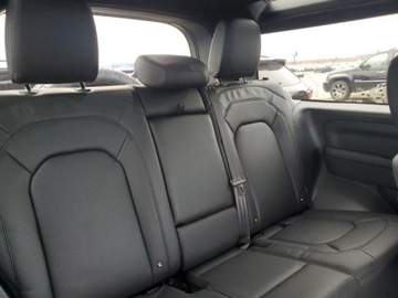 Land Rover Defender IV (L663) 2024 Land Rover Defender 2024, 3.0L, 4x4, 90 S, od ubezpieczalni 3.0 Benzyna, zdjęcie 9