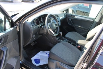 Volkswagen Tiguan II SUV Facelifting 2.0 TDI 150KM 2022 Volkswagen Tiguan LIFE DSG Salon Polska, zdjęcie 13