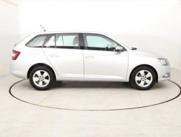Skoda Fabia III Kombi 1.2 TSI 90KM 2015 Skoda Fabia 1.2 TSI, Salon Polska, Klima, zdjęcie 5