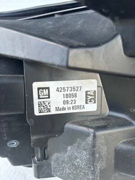 SVĚTLO LEVÝ FULL LED OPEL AMPERA - E