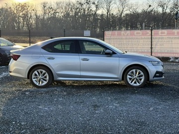 Skoda Octavia IV Liftback 2.0 TDI 115KM 2021 Škoda Octavia Skoda Octavia 2.0TDi 2021 Ambition, zdjęcie 9