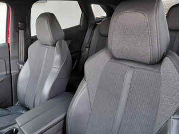 Peugeot 3008 II 2019 Peugeot 3008 GT Line Automat Full LED 2,0 Diesel 2.0 Diesel 177KM, zdjęcie 11