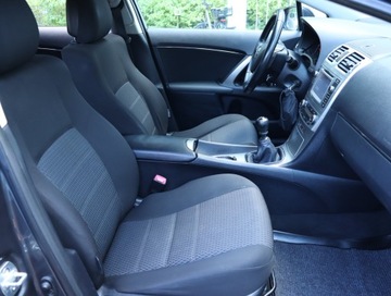 Toyota Avensis III Wagon Facelifting 2.0 D-4D 124KM 2012 Toyota Avensis 2.0 D-4D, Klima, Klimatronic, zdjęcie 8