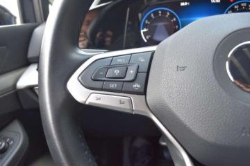 Volkswagen Golf VIII Hatchback 1.5 TSI EVO 130KM 2022 Volkswagen Golf SalonPL TSI 150KM ACC ALU LED LaneAssist Climatronic Ambi, zdjęcie 14