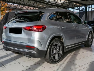Mercedes GLA II Off-roader Facelifting 2.0 220 190KM 2025 MERCEDES-BENZ GLA 220 4-Matic AMG Line 2.0 (190KM) 2025, zdjęcie 2