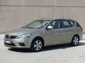 Kia Ceed I Hatchback 5d Facelifting 1.6 DOHC CVVT 126KM 2009 Kia Cee&#039;d 1.6 Ben.125KM/Telefon/Ks.Serwisowe, zdjęcie 6