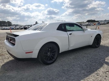 Dodge Challenger III 2022 Dodge Challenger RT Scat Pack 2022 6.4l 6.4 Benzyna 485KM, zdjęcie 3