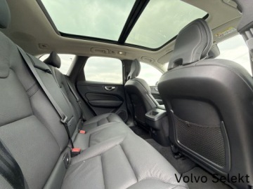 Volvo XC60 II 2025 Volvo XC 60 XC60 B5 B AWD Plus Dark Pakiet Climate, zdjęcie 9