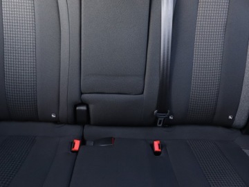 Peugeot 3008 II Crossover 1.2 PureTech 130KM 2019 Peugeot 3008 1.2 PureTech, Salon Polska, zdjęcie 9