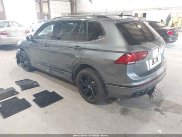 Volkswagen Tiguan III 2024 Volkswagen Tiguan SE R-LINE BLACK 2024, od ubezpieczalni 2.0 Benzyna 184KM, zdjęcie 3
