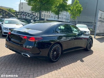 Mercedes Klasa E W214 2025 Mercedes-Benz Klasa E Mercedes-Benz Klasa E 220 d 4-Matic AMG 2.0 Diesel, zdjęcie 4