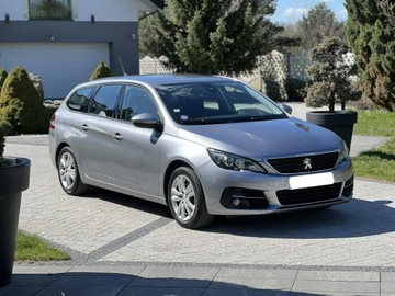 Peugeot 308 II SW Facelifting 1.2 PureTech 110KM 2021 Peugeot 308 Kombi 1.2 Benzyna, FV 23%, zdjęcie 1