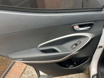 Hyundai Santa Fe III SUV Facelifting 2.0 CRDi 185KM 2016 Hyundai Santa Fe 2.0 diesel 185 KM automat salon Polska 4 x 4 panorama, zdjęcie 22