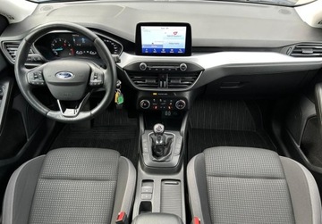 Ford Focus IV Hatchback 1.0 EcoBoost 125KM 2021 Ford Focus Titanium, Tempomat, Kamera, GPS, Podgrzewane fotele kierownica, zdjęcie 4