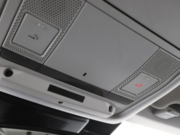 Land Rover Discovery Sport SUV 2.0 TD4 180KM 2018 Land Rover Discovery Sport 2.0 Td4 Automat HSE, zdjęcie 34