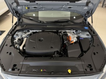 Volvo V90 II Plug-In Facelifting 2.0 T8 Plug-In Hybrid 391KM 2021 Volvo V90 T8 AWD Plug-In Hybrid R-Design HUD ACC Bowers Wilkins 2.0, zdjęcie 19