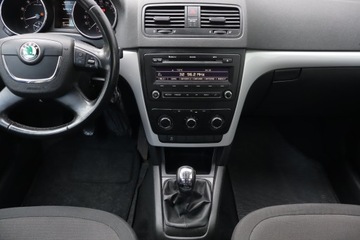 Skoda Yeti Minivan 1.2 TSI 105KM 2010 Skoda Yeti 1.2 TSI, Klima, Parktronic,ALU, zdjęcie 11