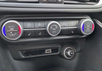 Alfa Romeo Giulia II Sedan Facelifting 2.9 Turbo 510KM 2022 Alfa Romeo Giulia 2.9 Bi Turbo V6 Quadrifoglio SalonPL FVat Bogaty 510KM, zdjęcie 17