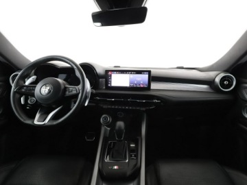 Alfa Romeo Tonale 2022 Alfa Romeo Tonale automat full LED skóra virtual, zdjęcie 14