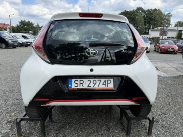 Toyota Aygo II Hatchback 5d 1.0 VVT-i 69KM 2014 Toyota Aygo Salon Polska . Kamera cofania. Ledy, zdjęcie 6