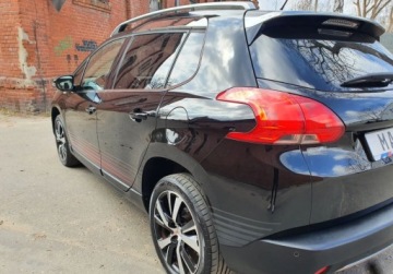 Peugeot 2008 I SUV 1.2 PureTech 110KM 2015 Peugeot 2008 Urban Cross LED Nawigacja GetHelp 1.2 Benzyna 110KM, zdjęcie 5