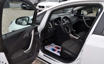 Opel Astra 2010 Opel Astra 1.4 Turbo Benzyna Xenon Tempomat Cz. parkowania INFINITI 1.4, zdjęcie 11