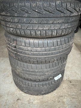 KOLA ALU TIGUAN 5NA 235/50/19 PIRELLI ZIMNÍ 8MM STAV VELMI DOBRÝ