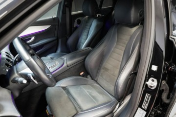 Mercedes Klasa E W213 Limuzyna 2.0 220d 194KM 2020 Mercedes E 220 4Matic*Pakiet AMG*Salon, zdjęcie 15