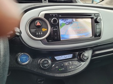 Toyota Yaris III Hatchback 5d Hybrid 100KM 2013 TOYOTA YARIS III HYBRID 1.5VVT-I AUTOMAT !!! WARTO !!!, zdjęcie 35
