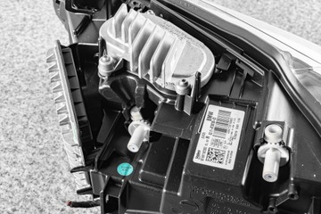 BMW 4 F32 F33 F36 F82 SVĚTLO PŘEDNÍ PRAVÁ LED FACELIFT LCI EVROPA KOMPLETNÍ