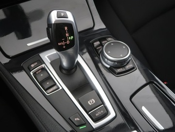 BMW Seria 5 F10-F11 Touring Facelifting 518d 150KM 2016 BMW 5 518d, Salon Polska, Serwis ASO, Automat, zdjęcie 15