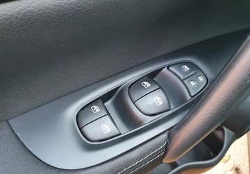 Nissan Qashqai II Crossover Facelifting 1.3 DIG-T 140KM 2021 Nissan Qashqai Panorama Kamera 360 Hands Free GetHelp 1.3 Benzyna, zdjęcie 18