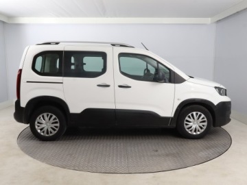Peugeot Rifter Standard 1.5 BlueHDI 102KM 2019 Peugeot Rifter 1.5 BlueHDi, Salon Polska, zdjęcie 5