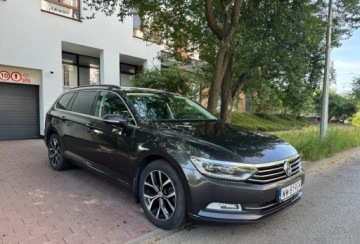 Volkswagen Passat B8 Variant 2.0 TDI BlueMotion SCR 190KM 2019 Volkswagen Passat Variant 2.0 TDI SCR 4Motion DSG (BMT) Comfortline