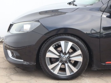 Nissan Pulsar 1.6 DIG-T 190KM 2015 Nissan Pulsar 1.6 DIG-T, Navi, Klima, Klimatronic, zdjęcie 12