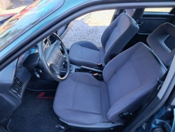 Audi 80 B4 Sedan 2.0 90KM 1994 Audi 80 Zadbany bez korozji ,bezwypadkowy, zdjęcie 14