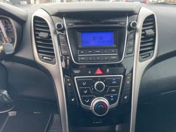 Hyundai i30 II Hatchback 3d 1.4 100KM 2013 Hyundai i30 2013r 1.4 Benzyna 99KM Bogata wersja, zdjęcie 21