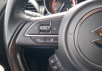 Suzuki Swift VI Hatchback Facelifting 1.2 DualJet SHVS 83KM 2020 Suzuki Swift 1.2 Dualjet SHVS Premium Plus 1.2 Benzyna 83KM, zdjęcie 22