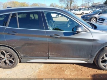 BMW X1 F48 2018 BMW X1 2018 r., 2,0L XDRIVE28I 2.0 Benzyna 228KM, zdjęcie 13