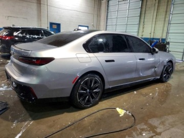 BMW Seria 7 G70 2023 BMW Seria 7 760XI 2023 4.4 Benzyna 536KM, zdjęcie 3