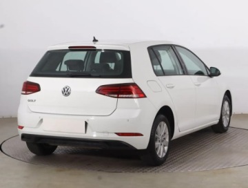 Volkswagen Golf VII Hatchback 3d Facelifting 1.0 TSI 85KM 2018 VW Golf 1.0 TSI, Salon Polska, Serwis ASO, Klima, zdjęcie 4