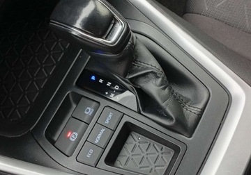 Toyota RAV4 V 2020 Toyota RAV4 Kupiony w Polsce - benzyna - automat - 2,0 - 175 KM 2.0 Benzyna, zdjęcie 26