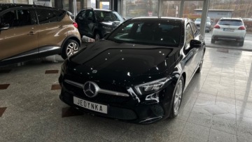 Mercedes Klasa A W177/V177 Hatchback 1.3 160 109KM 2018 Mercedes-Benz Klasa A Nowy model Kamera Navi Full Led MOZLIWA ZAMIANA 1.3, zdjęcie 1