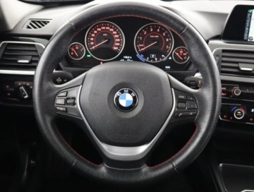BMW Seria 3 F30-F31-F34 Limuzyna Facelifting 1.5 318i 136KM 2016 BMW 3 318 i, Salon Polska, Serwis ASO, Automat, zdjęcie 14