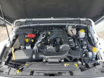 Jeep Gladiator 2023 Jeep Gladiator 2023r., OVERLAND 3.6 Benzyna 285KM, zdjęcie 10