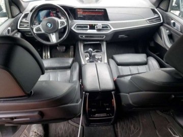 BMW X7 2022 BMW X7 M50i 2022 4.4l 4.4 Benzyna 523KM, zdjęcie 8