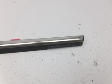 Kia stonic левая сторона задних дверей прокладка