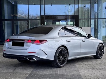 Mercedes Klasa E W214 Sedan 2.0 220d 197KM 2025 E Klasa 220 d 4-Matic AMG 2.0 (197KM) 2025, zdjęcie 3